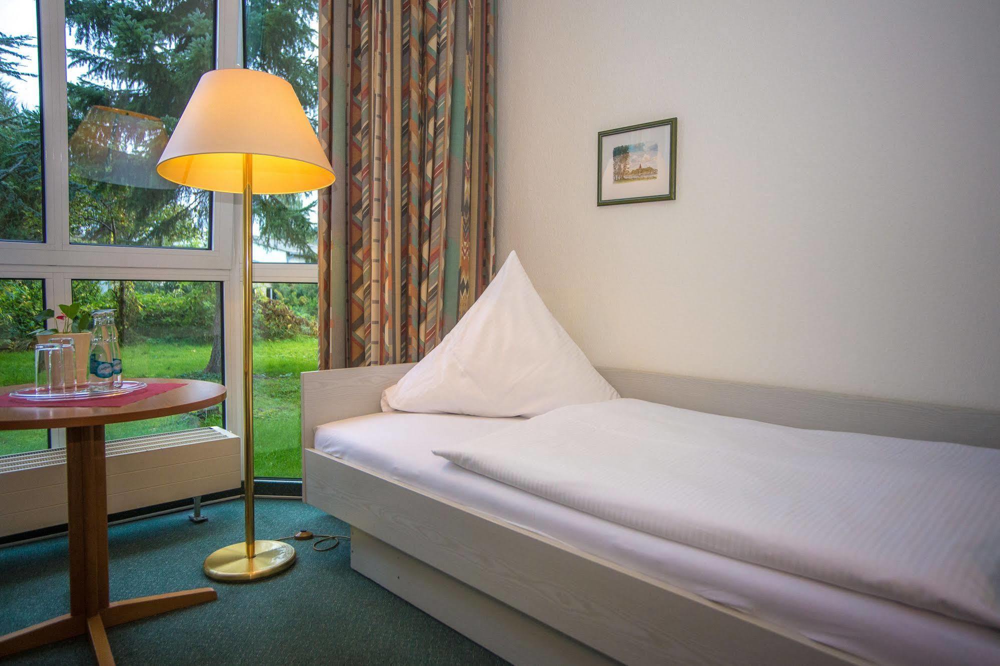 Hotel Weide Satow Zewnętrze zdjęcie